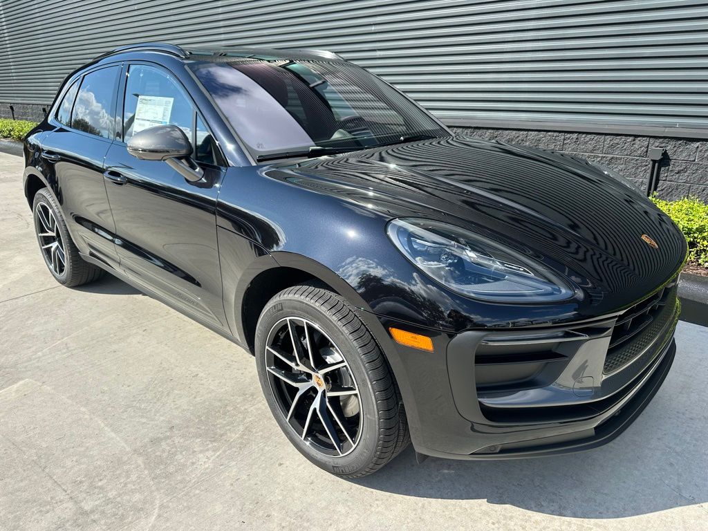 Thumbnail: 2026 Porsche Macan - 11