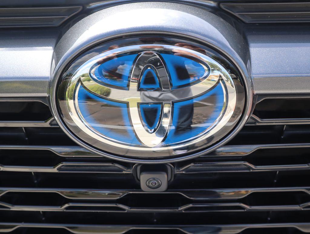 Thumbnail: 2024 Toyota RAV4 - 14