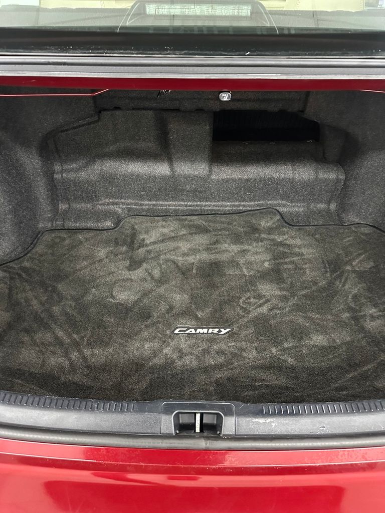 used 2017 Toyota Camry Hybrid car, priced at $12,985