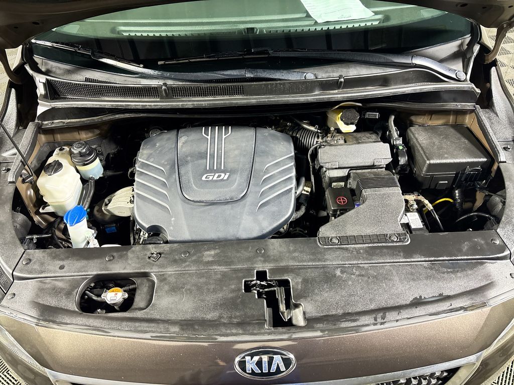 2016 Kia Sedona LX