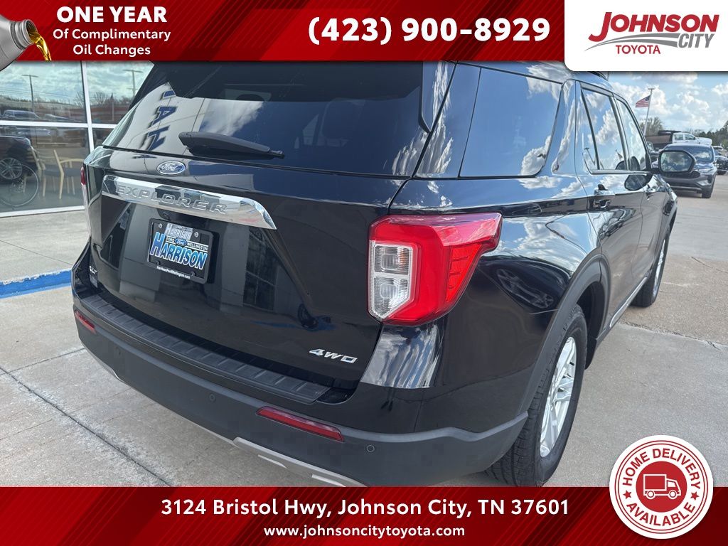 Black Metallic 2022 Ford Explorer XLT AWD SUV / Crossover All-Wheel Drive Automatic