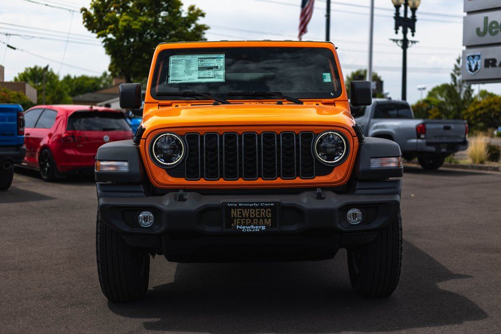 2025 Jeep Wrangler Sport S thumbnail 5