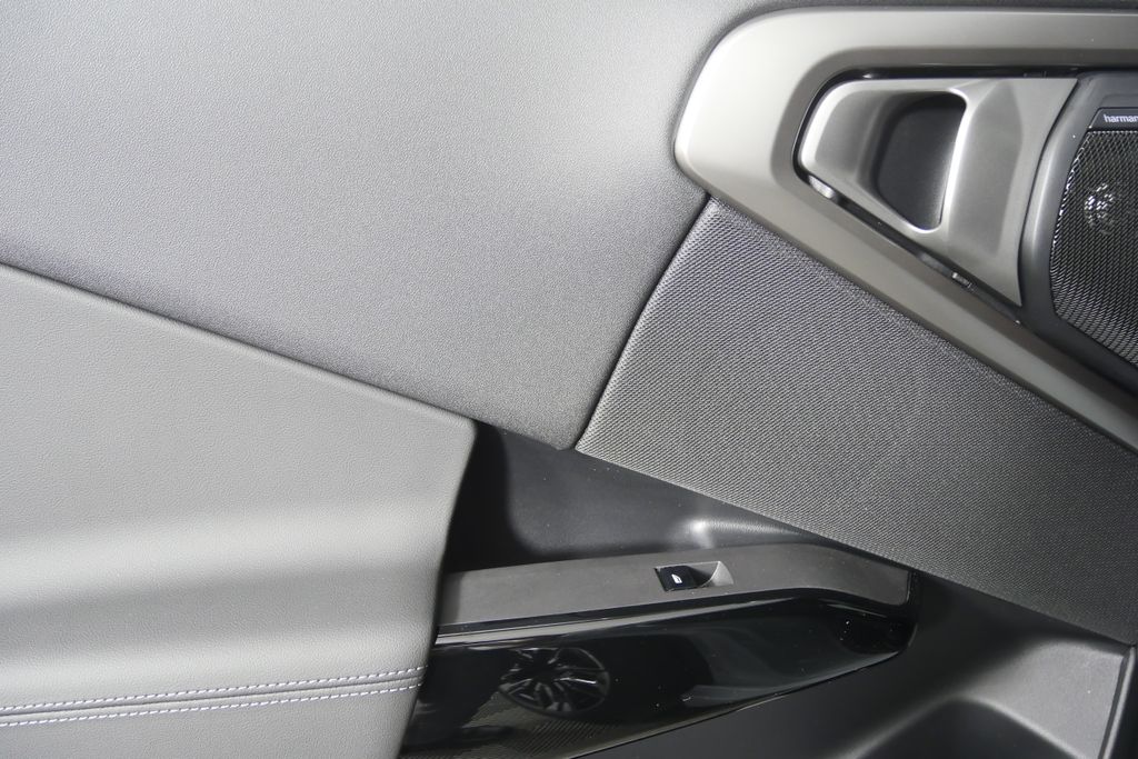 Thumbnail: 2026 BMW X3 - 13