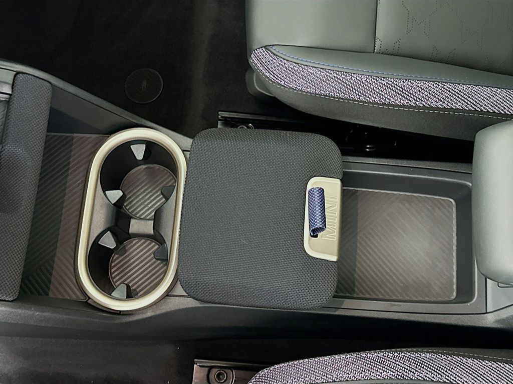 Thumbnail: 2025 MINI Cooper Countryman - 16