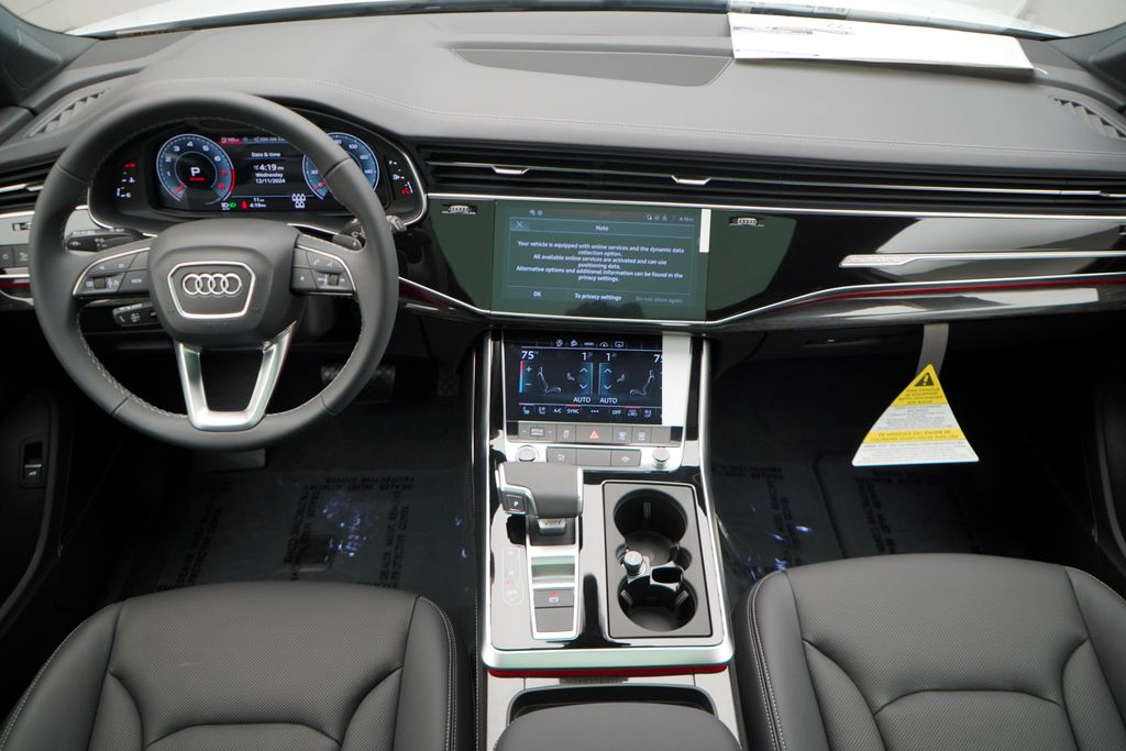 2025 Audi Q7  11