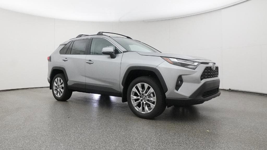 Thumbnail: 2025 Toyota RAV4 - 18