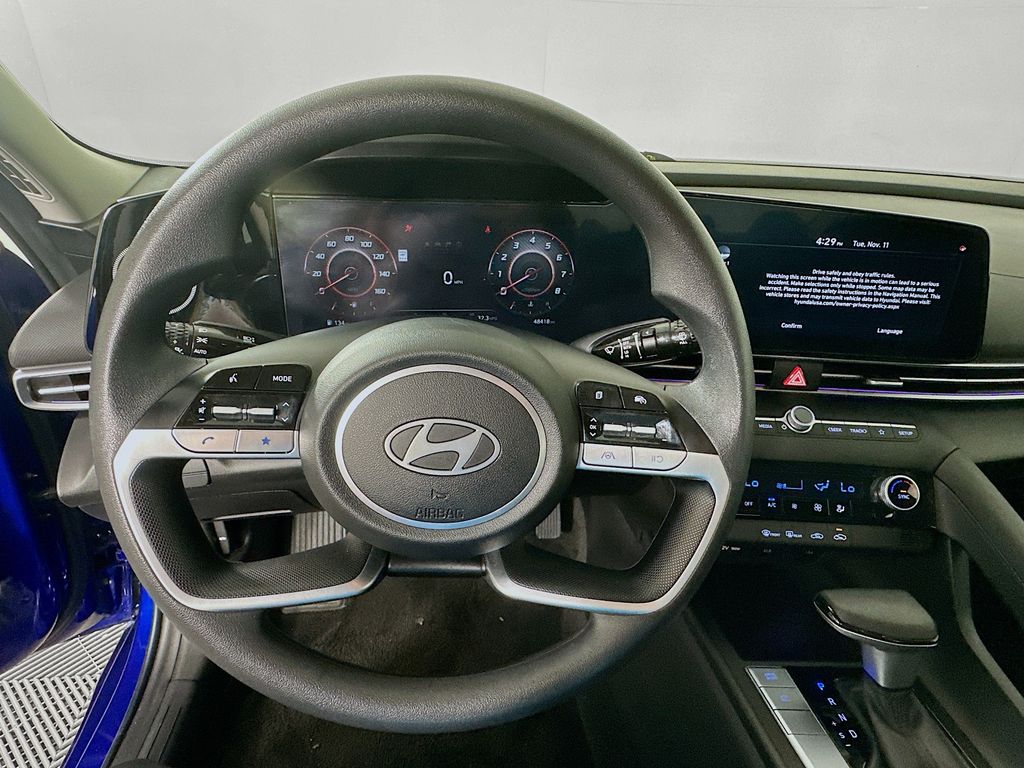 Thumbnail: 2024 Hyundai Elantra - 11