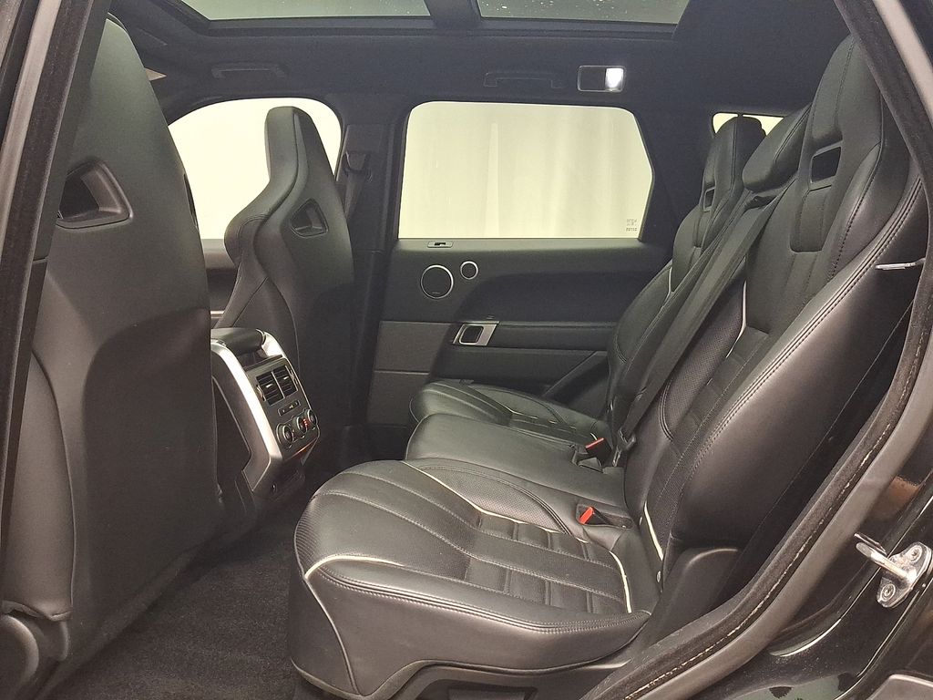 Thumbnail: 2016 Land Rover Range Rover Sport - 10