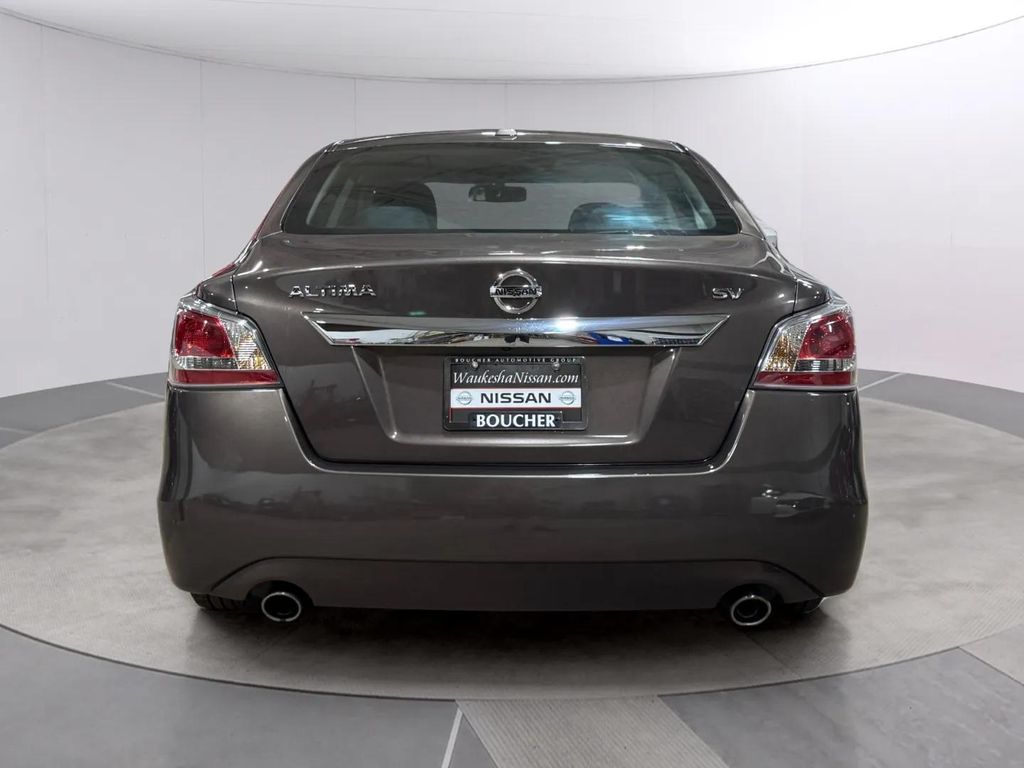 Used 2015 Java Metallic Nissan 2.5 SV image 4