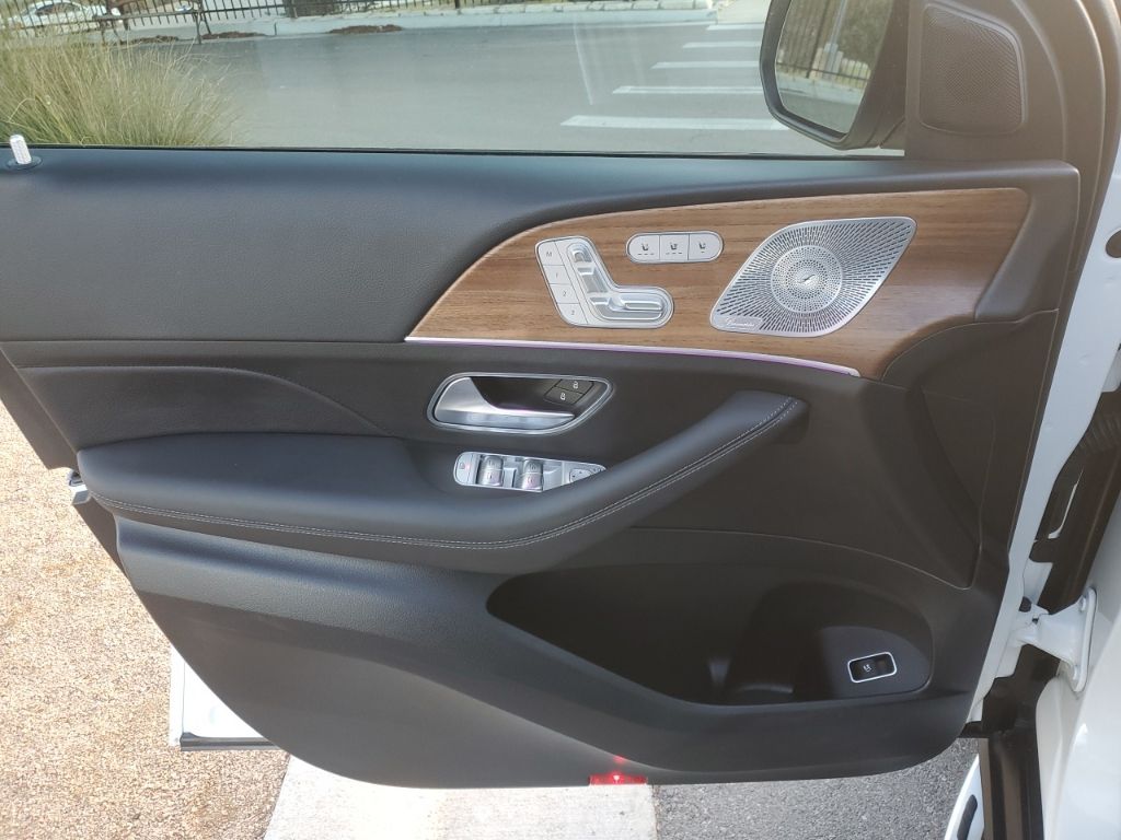 Used Car 2025 Mercedes-benz Gle  Gle 450 For Sale Under $70,000 In Austin, Texas