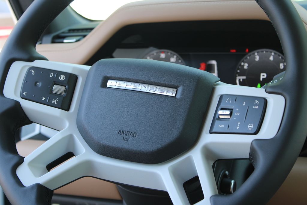 New 2026 White Land Rover S image 30