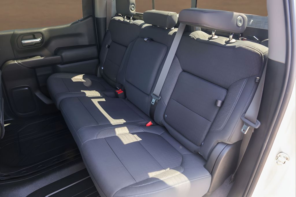 Used 2020 Silver Chevrolet LT image 24