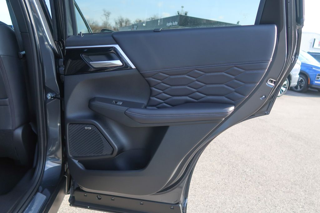 2026 Mitsubishi Outlander SEL 2.5 S-AWC