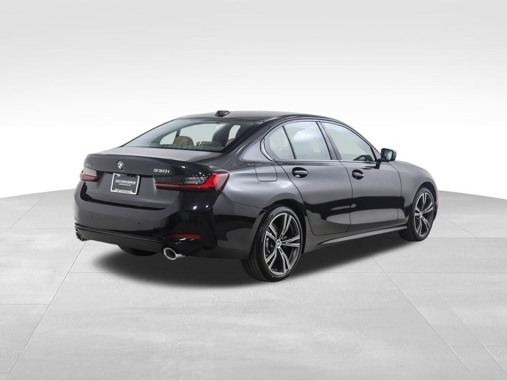 Thumbnail: 2023 BMW 3 Series - 5