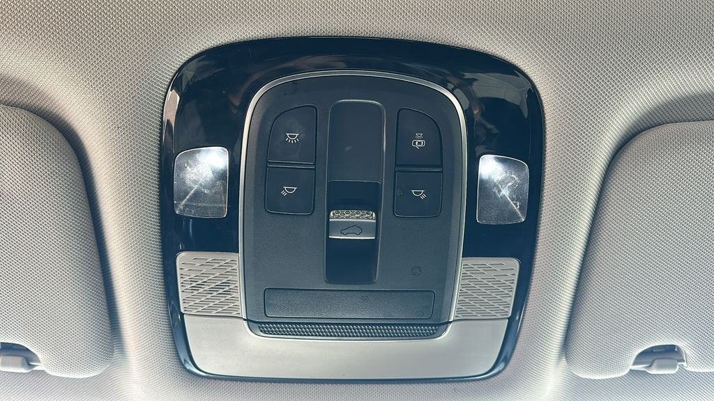 2022 Hyundai Palisade SEL Black at North Houston Mitsubishi