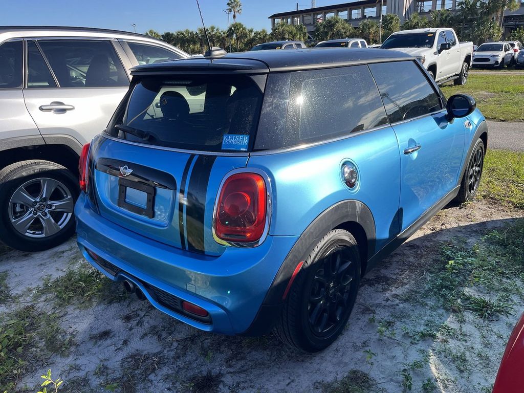 2015 MINI Cooper S Base 3