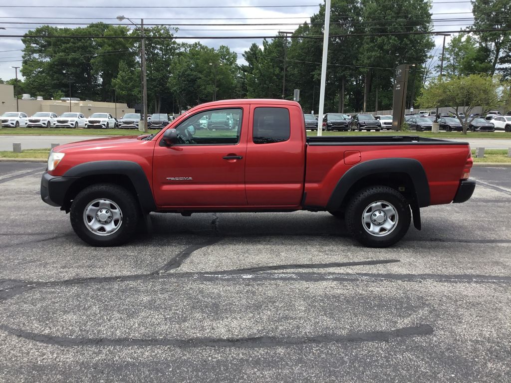 Thumbnail: 2015 Toyota Tacoma - 2