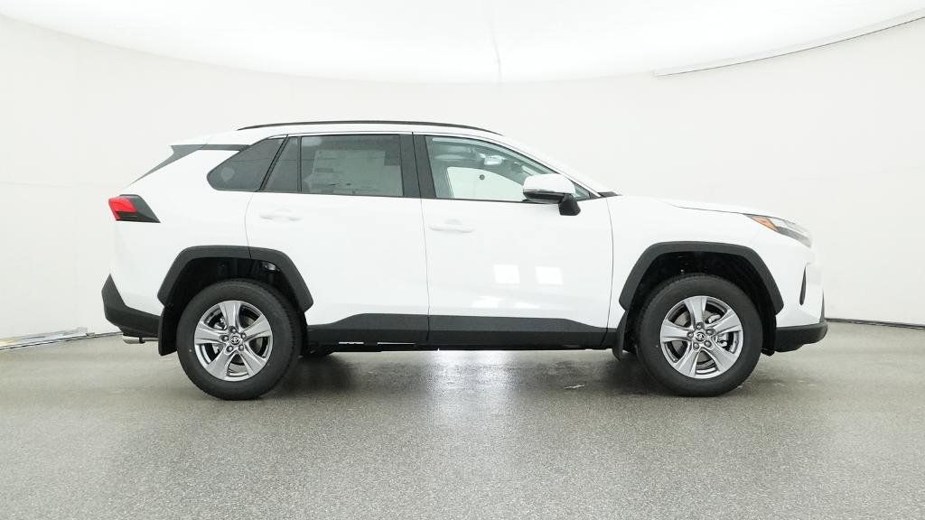 Thumbnail: 2025 Toyota RAV4 - 14