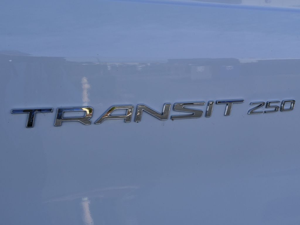 2024 Ford Transit 250