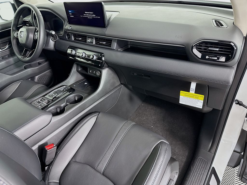 Thumbnail: 2026 Honda Pilot - 18