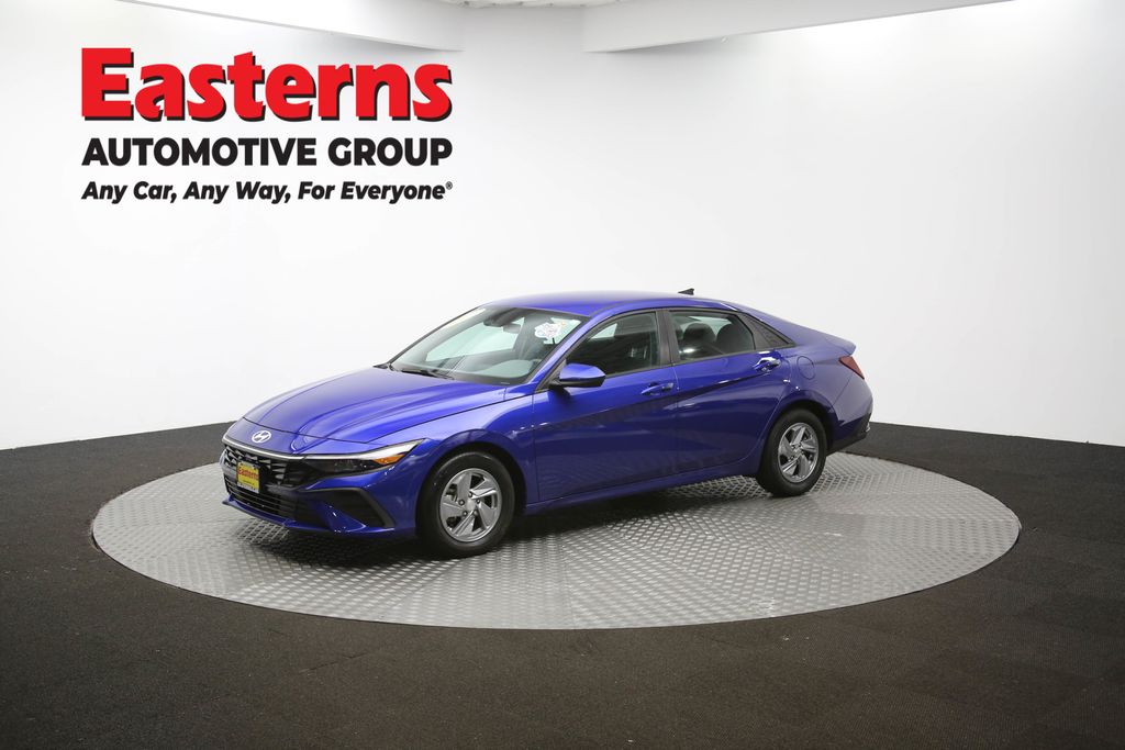 Used 2024 Blue Hyundai SE image 54