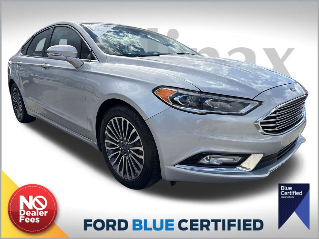 2017 Ford Fusion SE's photo