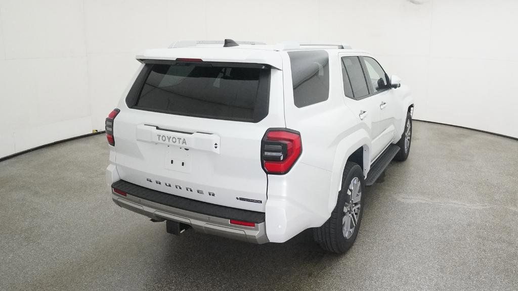 Thumbnail: 2025 Toyota 4Runner - 24