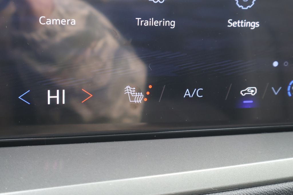 Thumbnail: 2026 Chevrolet Traverse - 27