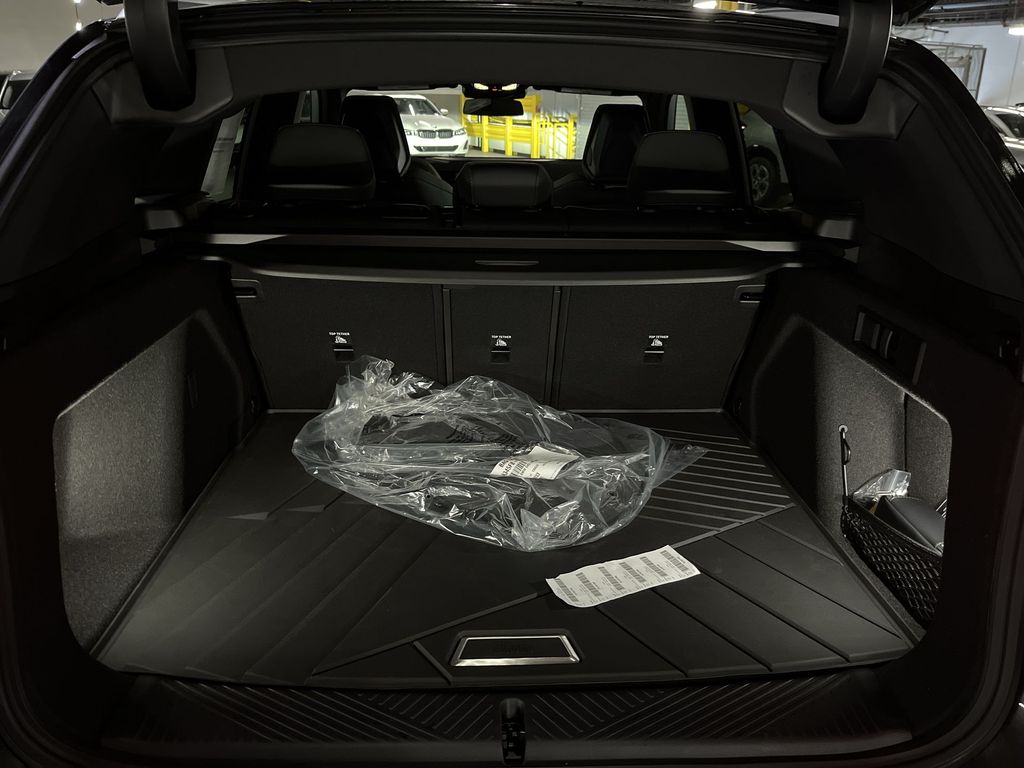 Thumbnail: 2026 BMW X3 - 24