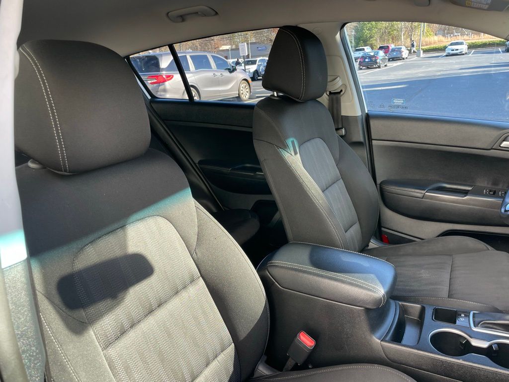 Thumbnail: 2017 Kia Sportage - 29