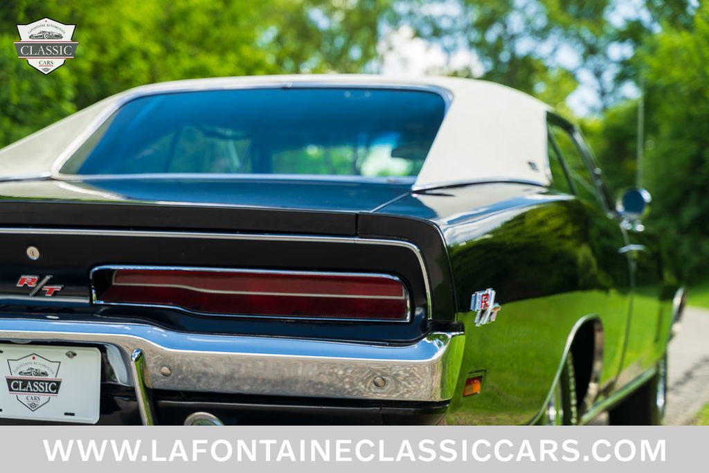 1969 Dodge Charger 35