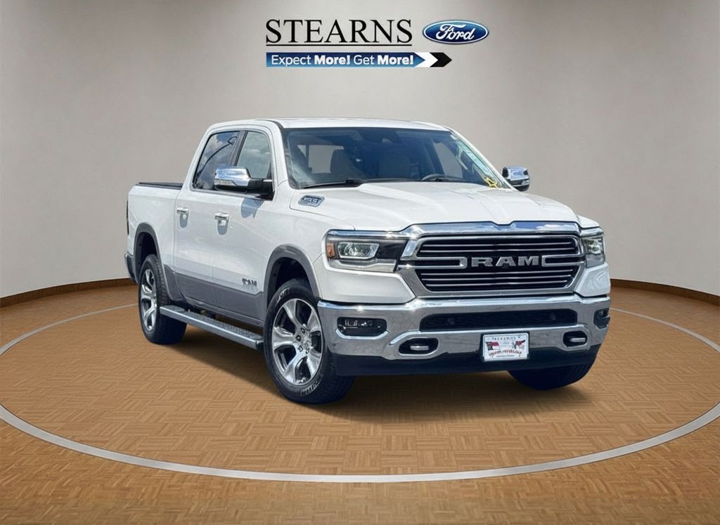 Ivory White Tri-Coat Pearlcoat 2019 RAM 1500 Pickup Truck Four-Wheel Drive 8-Speed Automatic