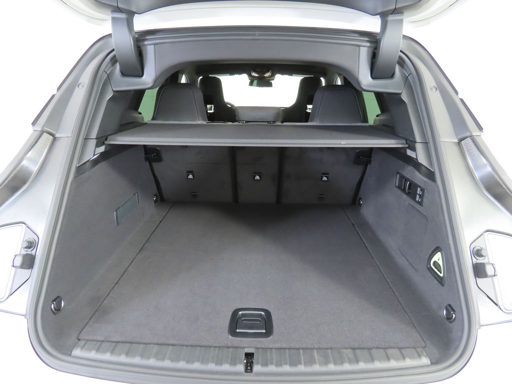 Thumbnail: 2026 BMW iX - 28