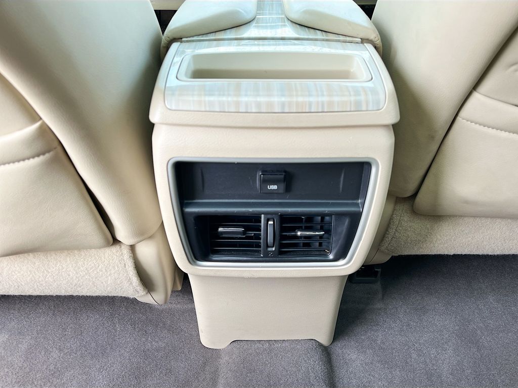 Used 2017 Gray Nissan SL image 27