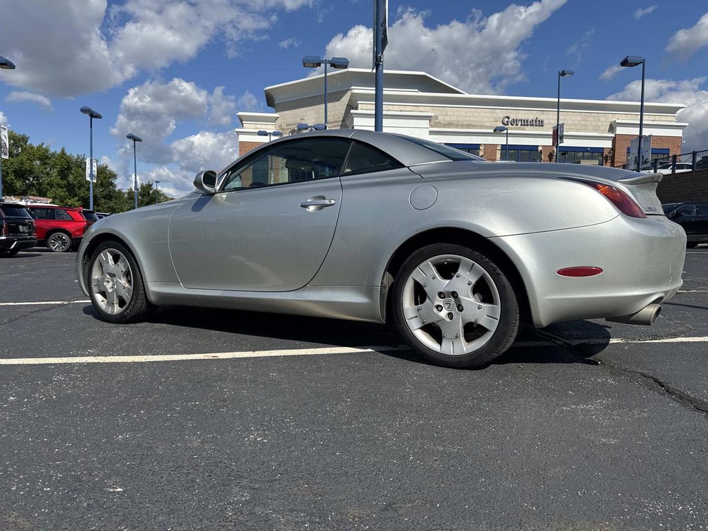 2004 Lexus SC 430 photo 3