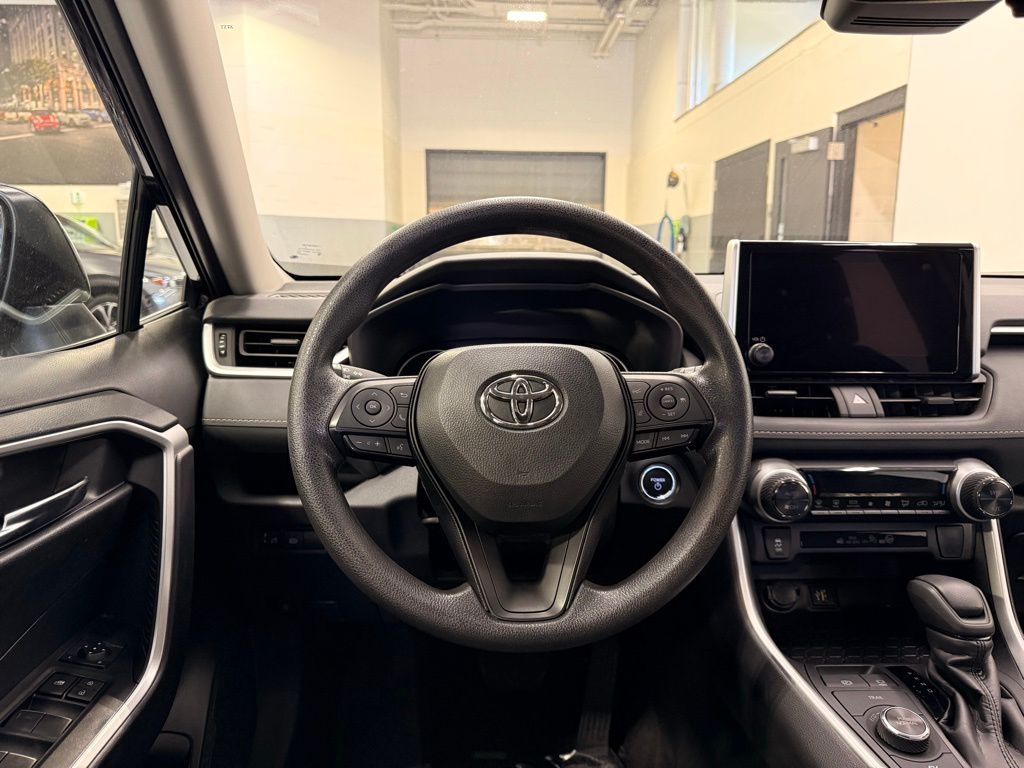 Thumbnail: 2024 Toyota RAV4 - 22