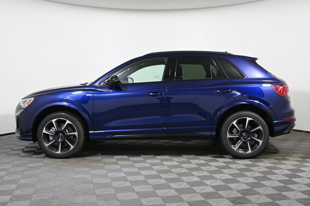 Thumbnail: 2025 Audi Q3 - 2