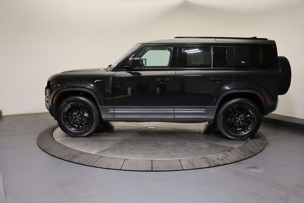 Thumbnail: 2024 Land Rover Defender - 2