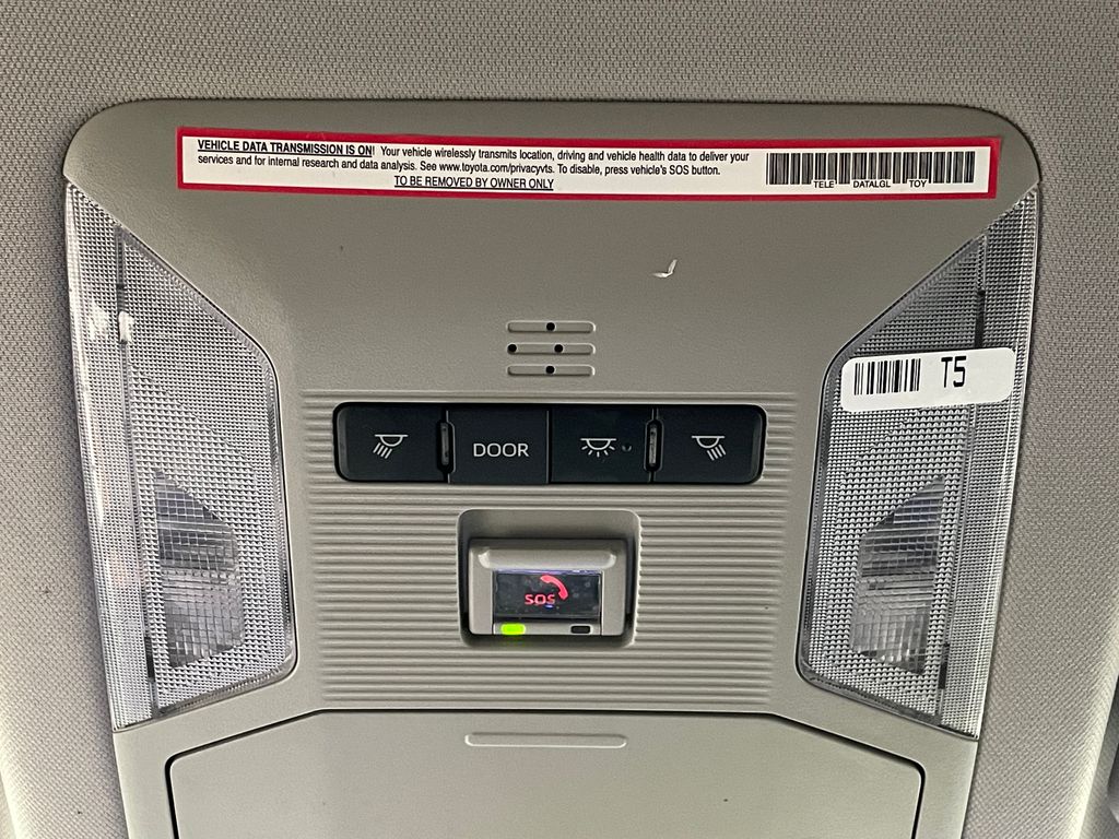 2023 Toyota RAV4 LE 31