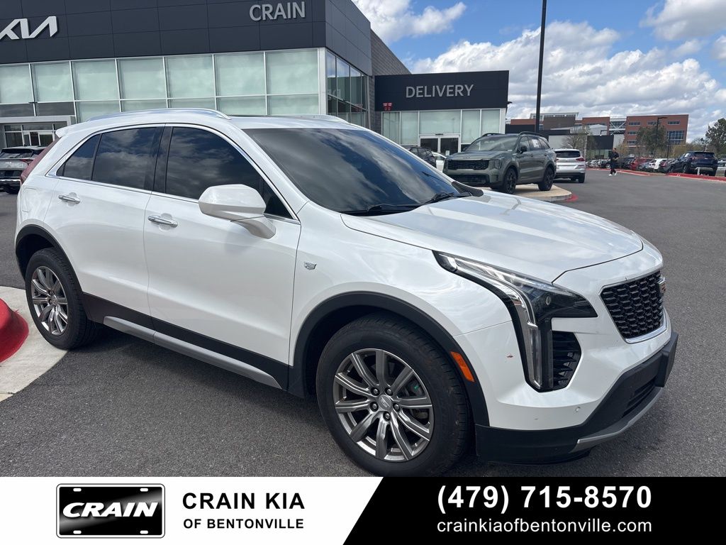 Crystal White Tricoat 2019 Cadillac XT4 Premium Luxury AWD SUV / Crossover Four-Wheel Drive 9-Speed Automatic