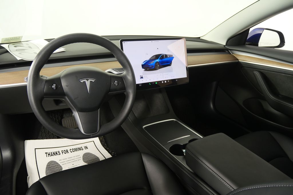 Thumbnail: 2022 Tesla Model 3 - 20