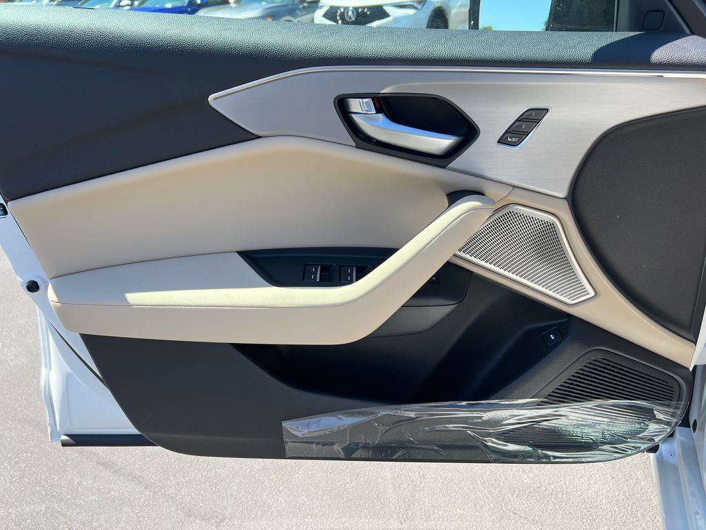 Thumbnail: 2025 Acura TLX - 11