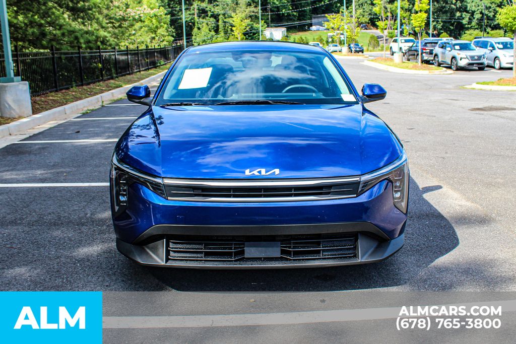 Used 2025 Blue Kia LXS image 10