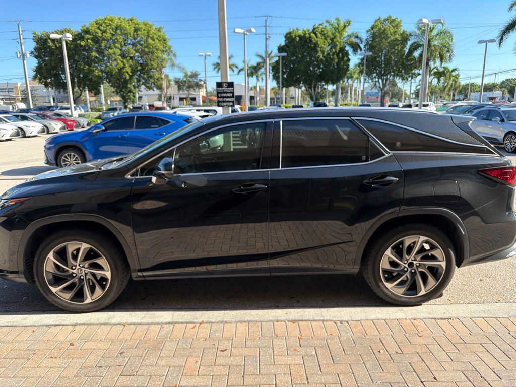 Used 2019  Lexus 350L image 6