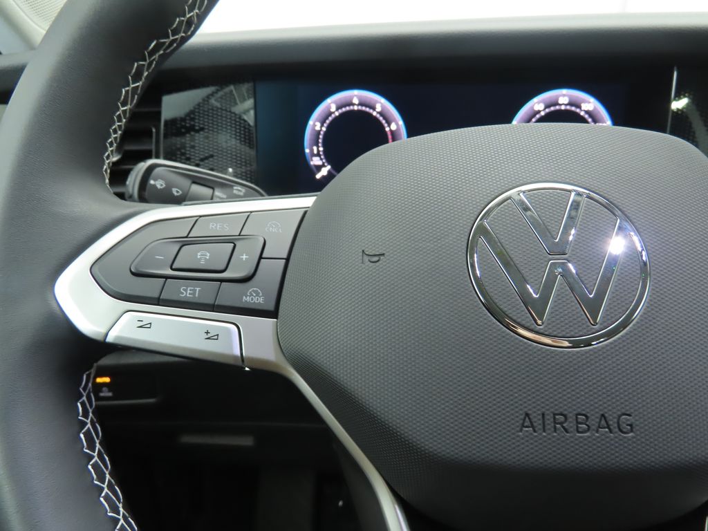 Thumbnail: 2026 Volkswagen Tiguan - 11