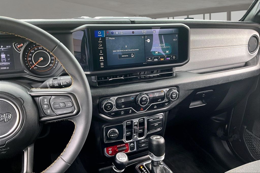 Used 2024 Jeep Wrangler SUV