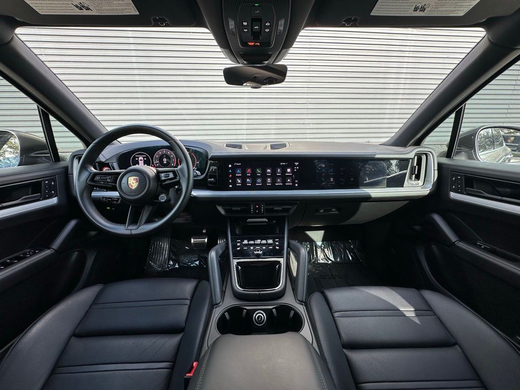 Thumbnail: 2024 Porsche Cayenne - 6