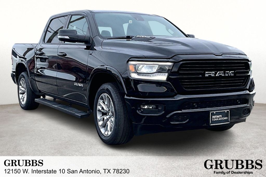 2019 RAM 1500 Laramie Crew Cab 4WD