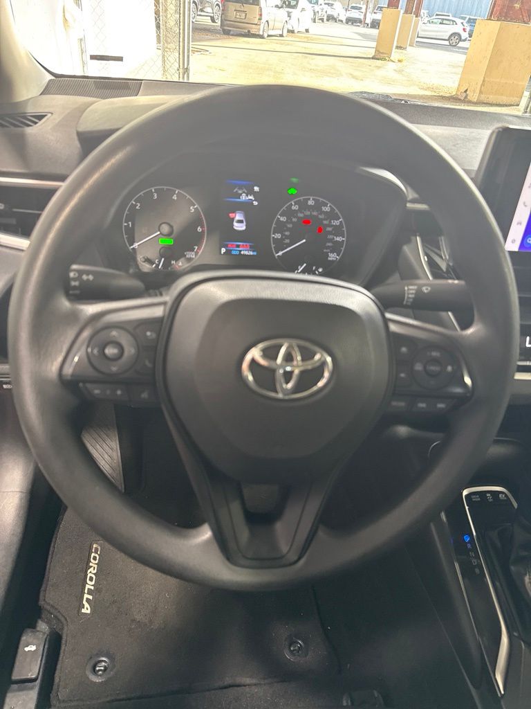 Thumbnail: 2023 Toyota Corolla - 31