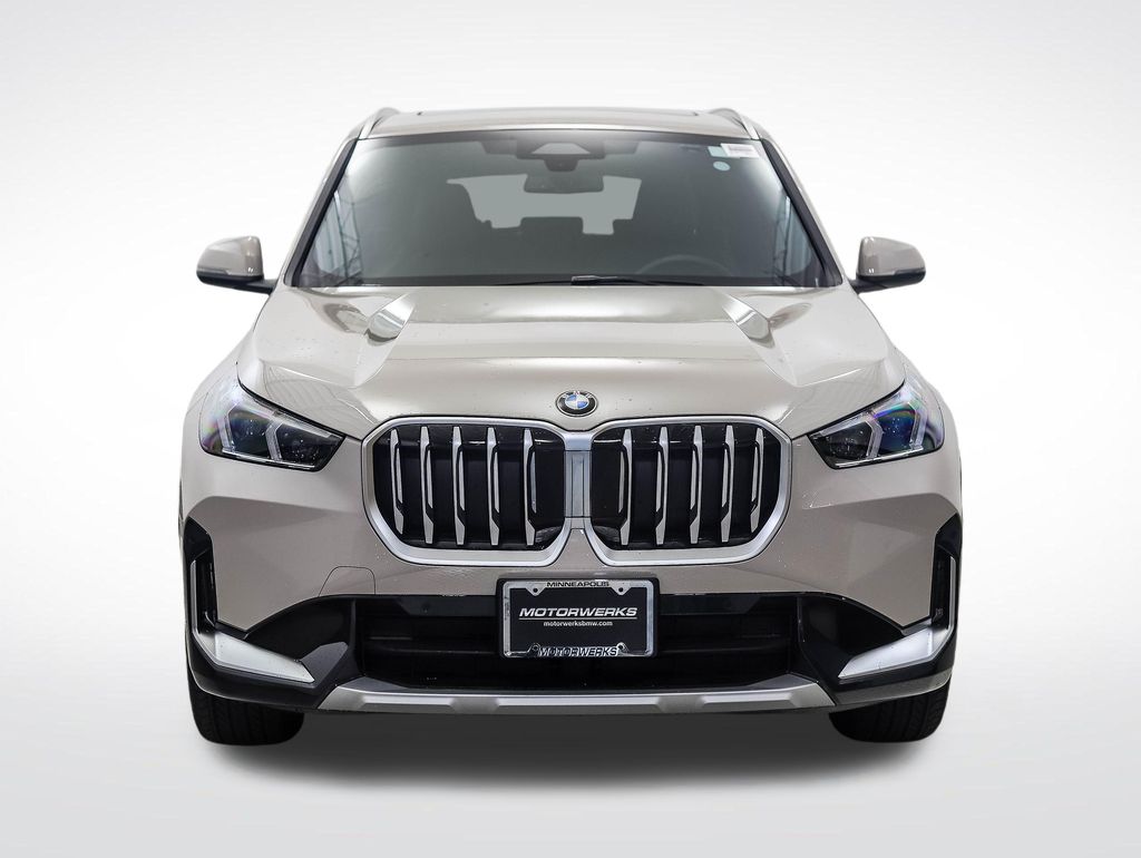 Thumbnail: 2026 BMW X1 - 8